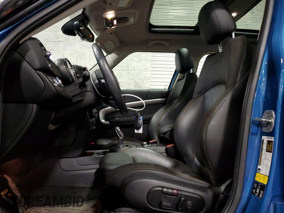 2020 MINI Countryman Cooper S with VIN WMZYX1C03L3L58471, listed as a Copart auction lot 47580035 with 64,685 mi miles and Salvage title. Bid and sale history available at DreamBid. Image 7.