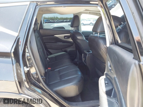 2018 Nissan Murano S z VIN 5N1AZ2MG4JN148844, wystawiony jako IAAI lot #42193100 z przebiegiem 70 104 mil mil oraz . Historia ofert i sprzedaży dostępna na DreamBid. Obrazek 8.
