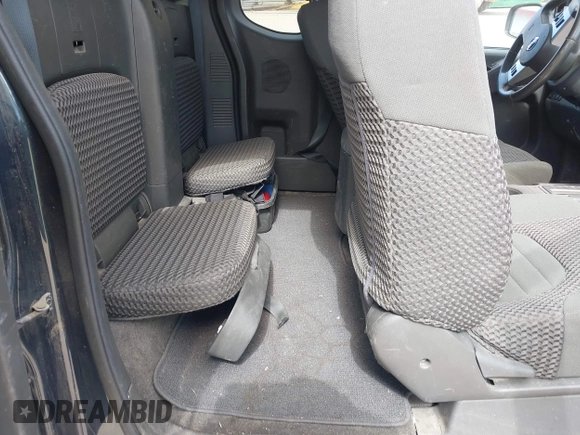 2015 Nissan Frontier SV with VIN 1N6AD0CW5FN758076, listed as a IAAI auction lot 41990940 with 141,517 mi miles and . Bid and sale history available at DreamBid. Image 8.