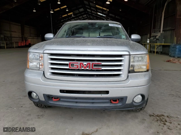 2013 GMC Sierra 1500 SLT with VIN 3GTP2WE24DG103610, listed as a Copart auction lot 77355784 with 278,236 mi miles and Salvage Title. Bid and sale history available at carsss.com. Image 5.