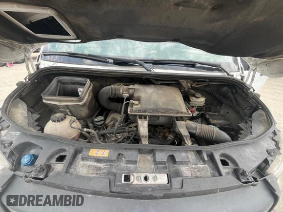 2020 Mercedes-Benz Sprinter with VIN W1W8ED3Y0LT020270, listed as a Copart auction lot 61174904 with 196,549 mi miles and . Bid and sale history available at DreamBid. Image 7.