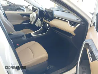2024 Toyota RAV4 Hybrid XLE Premium with VIN 2T3B6RFV5RW081035, listed as a IAAI auction lot 41993266 with 12,159 mi miles. Bid and sale history available at carsss.com. Image 5.