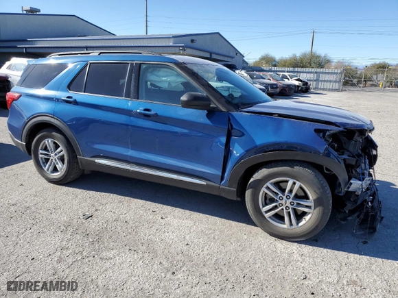 2022 Ford Explorer XLT with VIN 1FMSK7DH8NGA10698, listed as a Copart auction lot 88738255 with NaN miles and Salvage Title. Bid and sale history available at carsss.com. Image 4.