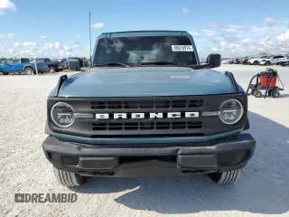 2023 Ford Bronco with VIN 1FMDE5BH2PLA98570, listed as a Copart auction lot 86015914 with 10,262 mi miles and Salvage Title. Bid and sale history available at DreamBid. Image 5.