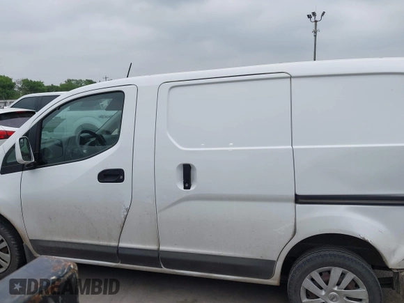 2020 Nissan NV200 S with VIN 3N6CM0KN2LK708142, listed as a IAAI auction lot 41916197 with 88,658 mi miles and . Bid and sale history available at DreamBid. Image 15.
