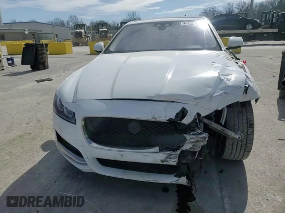 2018 Jaguar XF 25t with VIN SAJBS4FX4JCY69958, listed as a Copart auction lot 46852785 with 88,864 mi miles and Salvage Title. Bid and sale history available at carsss.com. Image 11.