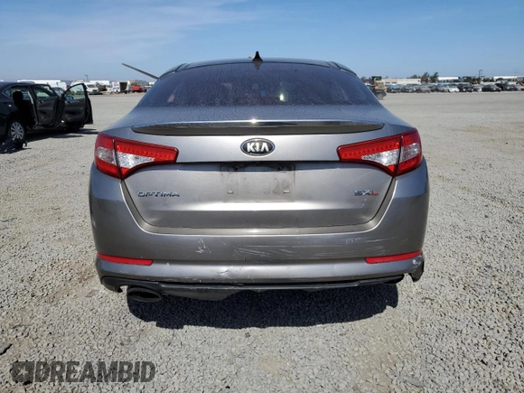 2013 Kia Optima SX с VIN 5XXGR4A63DG152535, выставлен на аукционе Copart как лот 63614895 с пробегом 172 394 миль миль и Списание • Salvage title. История ставок и продаж доступна на DreamBid. Изображение 6.