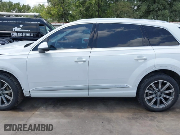 2017 Audi Q7 Premium Plus with VIN WA1LHAF79HD037532, listed as a IAAI auction lot 42549373 with 50,076 mi miles and . Bid and sale history available at DreamBid. Image 15.
