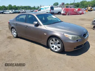 2004 BMW 5 Series 530i z VIN WBANA73554B061838, wystawiony jako IAAI lot #42578421 z przebiegiem 127 762 mil mil oraz . Historia ofert i sprzedaży dostępna na DreamBid. Obrazek 1.