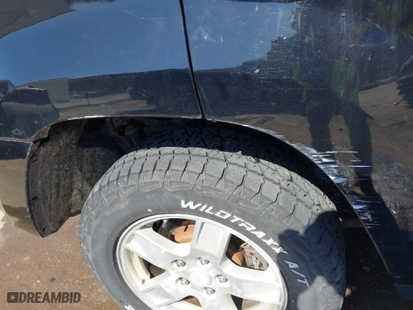 2007 Jeep Grand Cherokee Laredo with VIN 1J8GR48K67C523705, listed as a IAAI auction lot 41774281 with 215,572 mi miles. Bid and sale history available at carsss.com. Image 19.