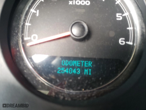 2008 Chevrolet Avalanche LTZ with VIN 3GNEC12068G166327, listed as a Copart auction lot 70311154 with 254,043 mi miles and Salvage Title. Bid and sale history available at carsss.com. Image 9.