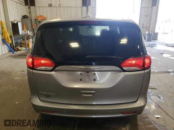 2017 Chrysler Pacifica Touring with VIN 2C4RC1DG8HR577601, listed as a Copart auction lot 60551505 with 149,174 mi miles and Non repairable. Bid and sale history available at DreamBid. Image 6.