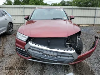 2018 Audi Q5 Premium Plus with VIN WA1BNAFY1J2043744, listed as a Copart auction lot 60854055 with 95,595 mi miles and Clean title. Bid and sale history available at DreamBid. Image 5.