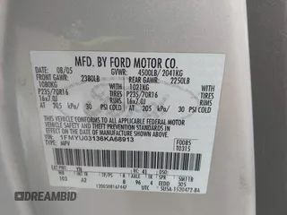2006 Ford Escape XLT z VIN 1FMYU03136KA68913, wystawiony jako IAAI lot #42265822 z przebiegiem 129 401 mil mil oraz . Historia ofert i sprzedaży dostępna na DreamBid. Obrazek 9.