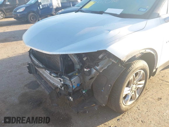 2020 Chevrolet Blazer LT with VIN 3GNKBCR44LS615357, listed as a IAAI auction lot 41757533 with 112,502 mi miles and . Bid and sale history available at DreamBid. Image 6.