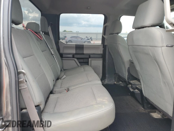 2018 Ford F-250 XL z VIN 1FT7W2BT6JEC77708, wystawiony jako Copart lot #56562595 z przebiegiem 141 567 mil mil oraz Szkoda całkowita • Salvage title. Historia ofert i sprzedaży dostępna na DreamBid. Obrazek 10.