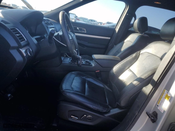 2016 Ford Explorer XLT with VIN 1FM5K7D83GGA33855, listed as a Copart auction lot 46452165 with 173,008 mi miles and Salvage Title. Bid and sale history available at carsss.com. Image 7.