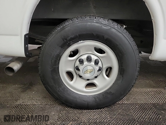 2022 Chevrolet Express Cargo with VIN 1GCWGAFPXN1225074, listed as a IAAI auction lot 42774188 with 101,508 mi miles and . Bid and sale history available at DreamBid. Image 35.