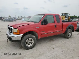 2000 Ford F-250 XL with VIN 1FTNX21F9YEE05661, listed as a Copart auction lot 58729605 with 215,583 mi miles and Salvage title. Bid and sale history available at DreamBid. Image 1.
