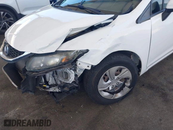 2015 Honda Civic Sedan LX with VIN 19XFB2E56FE060580, listed as a IAAI auction lot 41988820 with 65,924 mi miles. Bid and sale history available at carsss.com. Image 6.