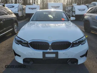 2020 BMW 3 Series 330i xDrive with VIN WBA5R7C05LFH70437, listed as a Copart auction lot 47979785 with 70,224 mi miles and Salvage Title. Bid and sale history available at DreamBid. Image 5.