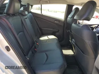 2018 Toyota Prius Two z VIN JTDKARFU3J3550801, wystawiony jako Copart lot #57625935 z przebiegiem 48 502 mil mil oraz Szkoda całkowita • Salvage title. Historia ofert i sprzedaży dostępna na DreamBid. Obrazek 10.