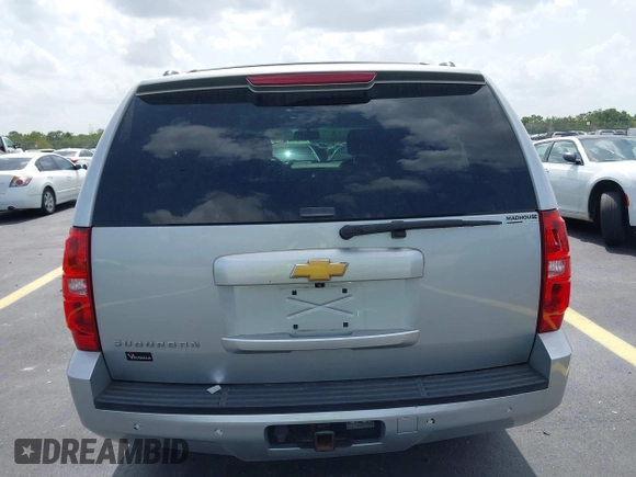 2013 Chevrolet Suburban LT with VIN 1GNSCJE08DR378459, listed as a IAAI auction lot 42453650 with 179,156 mi miles and . Bid and sale history available at DreamBid. Image 17.