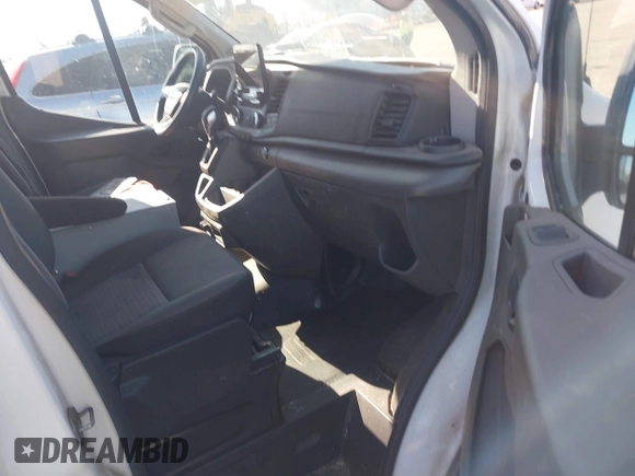 2020 Ford Transit Cargo with VIN 1FTBR2YGXLKB09134, listed as a IAAI auction lot 42117636 with 120,037 mi miles and . Bid and sale history available at DreamBid. Image 5.