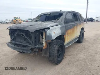 2015 GMC Yukon SLT with VIN 1GKS1BKC0FR114047, listed as a IAAI auction lot 41272792 with 1 mi miles. Bid and sale history available at carsss.com. Image 2.