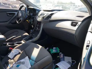 2016 Hyundai Elantra SE with VIN 5NPDH4AE2GH762500, listed as a IAAI auction lot 42236798 with 92,058 mi miles and . Bid and sale history available at DreamBid. Image 5.