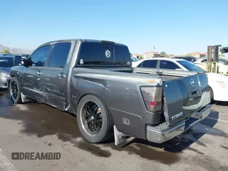 2004 Nissan Titan LE with VIN 1N6AA07A14N541998, listed as a IAAI auction lot 42304039 with 189,533 mi miles and . Bid and sale history available at DreamBid. Image 3.