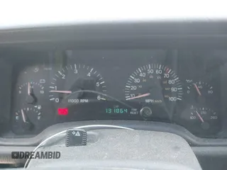 2000 Jeep Cherokee z VIN 1J4FF48S1YL256206, wystawiony jako IAAI lot #42835740 z przebiegiem 131 864 mil mil oraz . Historia ofert i sprzedaży dostępna na DreamBid. Obrazek 7.