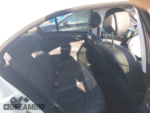 2008 Mercedes-Benz E 350 Luxury z VIN WDBUF56X18B359938, wystawiony jako IAAI lot #41999365 z przebiegiem 148 513 mil mil oraz . Historia ofert i sprzedaży dostępna na DreamBid. Obrazek 8.