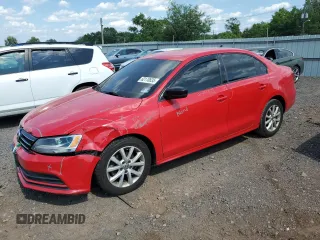 2015 Volkswagen Jetta SE with VIN 3VWD17AJ9FM347022, listed as a Copart auction lot 62170635 with 179,055 mi miles and Salvage title. Bid and sale history available at DreamBid. Image 1.