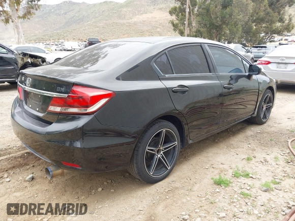 2015 Honda Civic Sedan LX with VIN 19XFB2E5XFE048514, listed as a IAAI auction lot 42067515 with 174,395 mi miles. Bid and sale history available at carsss.com. Image 4.
