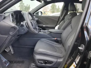 2024 Lexus TX 500h F Sport Premium z VIN 5TDABAB67RS005714, wystawiony jako Copart lot #48547155 z przebiegiem 811 mil mil oraz Szkoda całkowita • Salvage title. Historia ofert i sprzedaży dostępna na DreamBid. Obrazek 7.