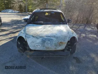 2012 Volkswagen Beetle 2.0T Turbo with VIN 3VWV67AT4CM650969, listed as a Copart auction lot 50582975 with 0 mi miles and Non Repairable. Bid and sale history available at carsss.com. Image 5.