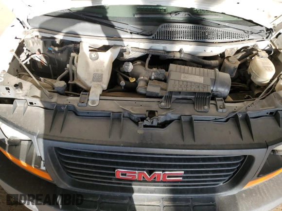 2017 GMC Savana Cargo z VIN 1GTW7AFF3H1297844, wystawiony jako Copart lot #56349845 z przebiegiem 241 498 mil mil oraz Tytuł czysty. Historia ofert i sprzedaży dostępna na DreamBid. Obrazek 11.