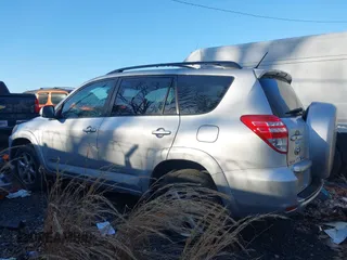 2010 Toyota RAV4 Ltd with VIN JTMDF4DV5AD026360, listed as a IAAI auction lot 41482922 with 132,751 mi miles. Bid and sale history available at carsss.com. Image 14.
