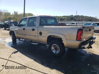2005 Chevrolet Silverado 1500HD LT1 z VIN 1GCGC13U05F900248, wystawiony jako Copart lot #76270974 z przebiegiem 134 221 mil mil oraz Szkoda całkowita • Salvage title. Historia ofert i sprzedaży dostępna na DreamBid. Obrazek 2.