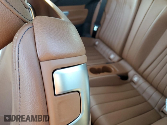 2019 Mercedes-Benz E-Class E 450 with VIN WDD1K6JB0KF079547, listed as a Copart auction lot 84010964 with 39,418 mi miles and Salvage Title. Bid and sale history available at carsss.com. Image 10.