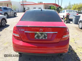 2008 Mercedes-Benz C 300 Sport z VIN WDDGF54X68R031106, wystawiony jako IAAI lot #42121974 z przebiegiem Nie podano mil oraz . Historia ofert i sprzedaży dostępna na DreamBid. Obrazek 16.