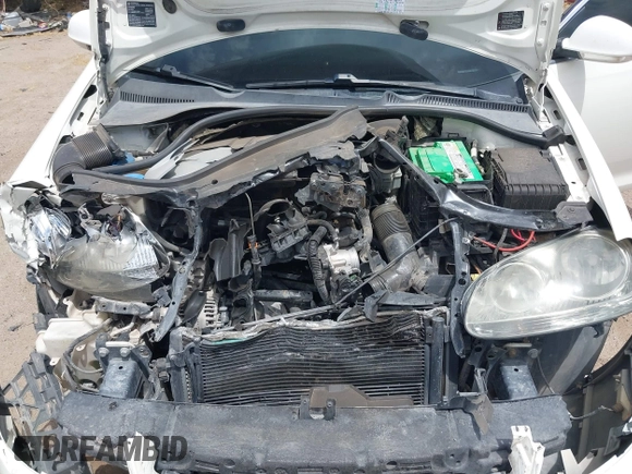 2008 Volkswagen Jetta SE z VIN 3VWRM71K38M176776, wystawiony jako IAAI lot #42244339 z przebiegiem 183 673 mil mil oraz . Historia ofert i sprzedaży dostępna na DreamBid. Obrazek 10.