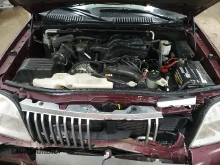 2008 Mercury Mountaineer Premier with VIN 4M2EU48E38UJ02893, listed as a Copart auction lot 46613035 with 170,309 mi miles and Clean Title. Bid and sale history available at carsss.com. Image 12.