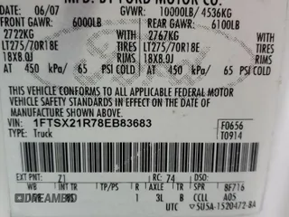2008 Ford F-250 XL z VIN 1FTSX21R78EB83683, wystawiony jako Copart lot #59397325 z przebiegiem 230 601 mil mil oraz Szkoda całkowita • Salvage title. Historia ofert i sprzedaży dostępna na DreamBid. Obrazek 12.