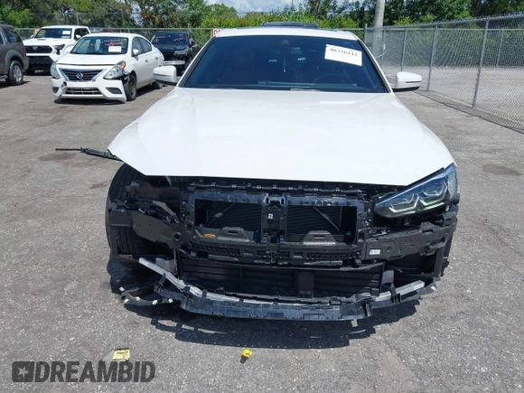 2024 BMW i4 eDrive35 z VIN WBY43AW02RFR51721, wystawiony jako IAAI lot #40336142 z przebiegiem 20 090 mil mil oraz . Historia ofert i sprzedaży dostępna na DreamBid. Obrazek 6.