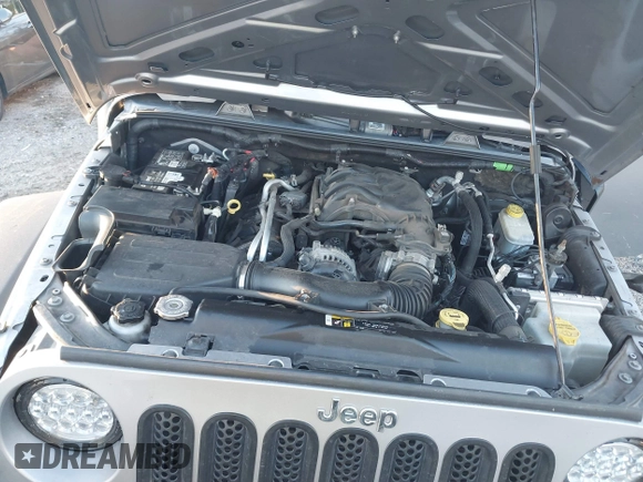 2018 Jeep Wrangler JK Unlimited Sport S with VIN 1C4BJWDG5JL862100, listed as a IAAI auction lot 40986228 with 1 mi miles. Bid and sale history available at carsss.com. Image 10.