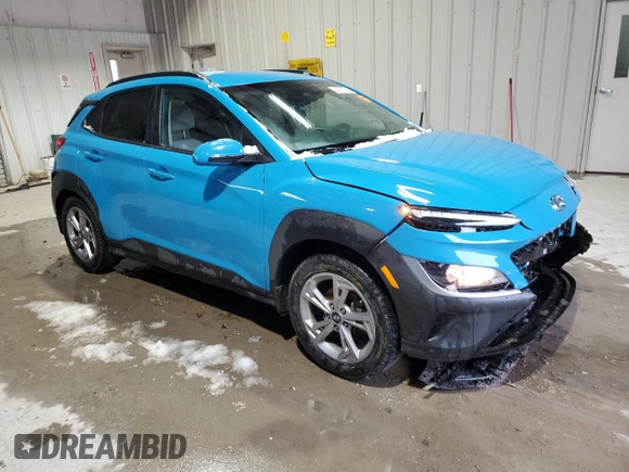 2022 Hyundai Kona SEL with VIN KM8K62ABXNU916683, listed as a Copart auction lot 44970635 with 35,543 mi miles and Salvage Title. Bid and sale history available at DreamBid. Image 4.