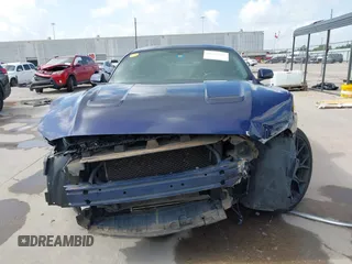 2018 Ford Mustang EcoBoost z VIN 1FA6P8TH0J5104312, wystawiony jako IAAI lot #42532806 z przebiegiem 87 564 mil mil oraz . Historia ofert i sprzedaży dostępna na DreamBid. Obrazek 13.