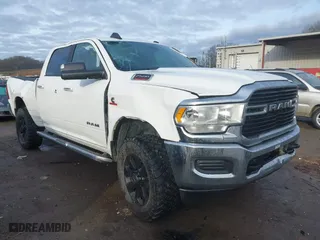 2019 Ram 2500 Big Horn with VIN 3C6UR5DL2KG544594, listed as a IAAI auction lot 41026673 with 84,794 mi miles. Bid and sale history available at carsss.com. Image 1.